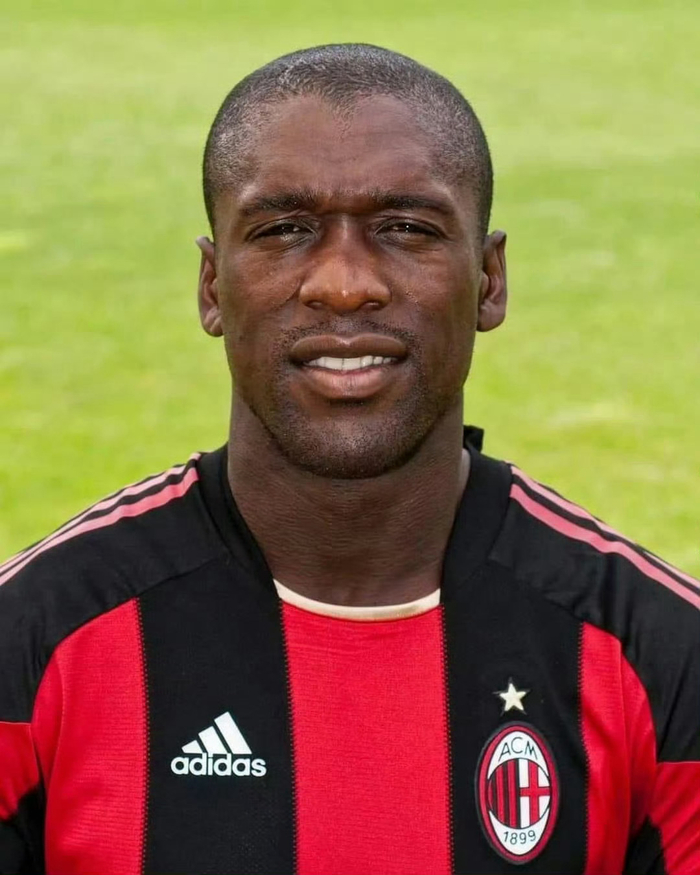 米兰传奇西多夫迎来57岁生日 历史级中场再获球