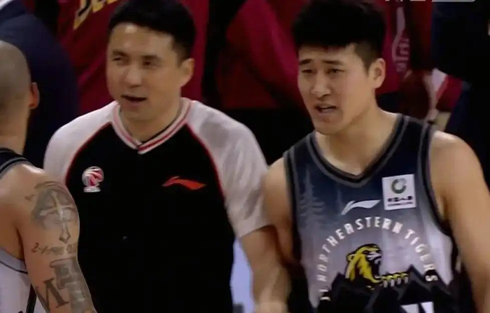 广东男篮双杀吉林男篮：战术调整与年轻球员崛