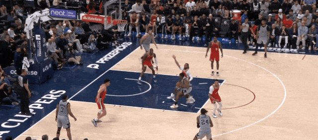 马刺双杀快船：莱纳德遇克星，尚帕尼成新小卡